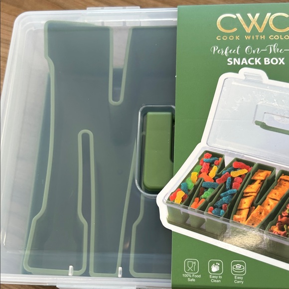 CWC Green Snack Box - Picture 2 of 8